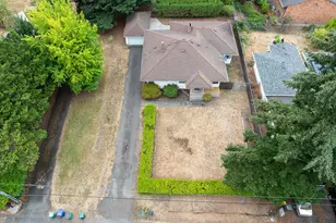923 NE 155th Ave, Portland, OR 97230 - Photo 31