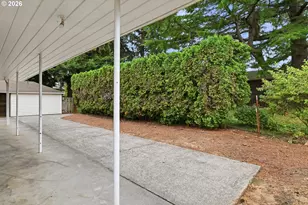 923 NE 155th Ave, Portland, OR 97230 - Photo 27