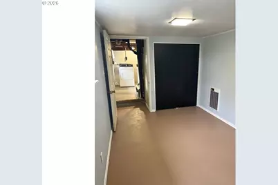 1011 Ingersoll St, Coos Bay, OR 97420 - Photo 27