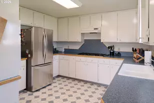 38897 NW 2nd Ave, Scio, OR 97374 - Photo 7
