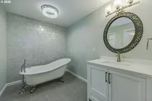 1865 Tabor St, Eugene, OR 97401 - Photo 31