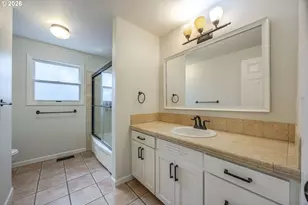 1865 Tabor St, Eugene, OR 97401 - Photo 27