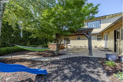 1865 Tabor St, Eugene, OR 97401 - Photo 41