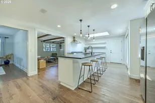 1865 Tabor St, Eugene, OR 97401 - Photo 15