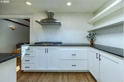 1865 Tabor St, Eugene, OR 97401 - Photo 19