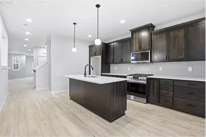 4668 SE 2nd St, Gresham, OR 97080 - Photo 13