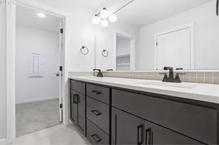 4668 SE 2nd St, Gresham, OR 97080 - Photo 29