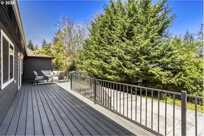 1731 Conifer Dr, Lake Oswego, OR 97034 - Photo 25