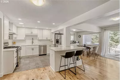 1731 Conifer Dr, Lake Oswego, OR 97034 - Photo 9