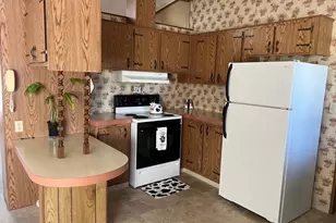 2150 Laura St, Springfield, OR 97477 - Photo 13