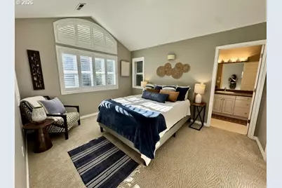 3530 S Corbett Ave, Portland, OR 97239 - Photo 11