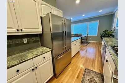 3530 S Corbett Ave, Portland, OR 97239 - Photo 23