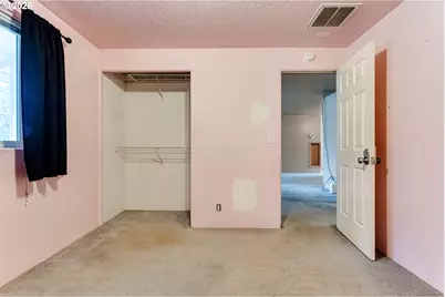 5255 Donohoe Ave, Eugene, OR 97402 - Photo 17