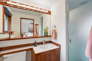 9225 SW Jamieson Rd, Beaverton, OR 97005 - Photo 21