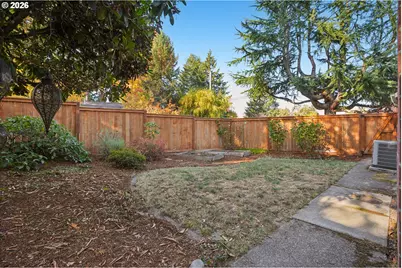 9225 SW Jamieson Rd, Beaverton, OR 97005 - Photo 33