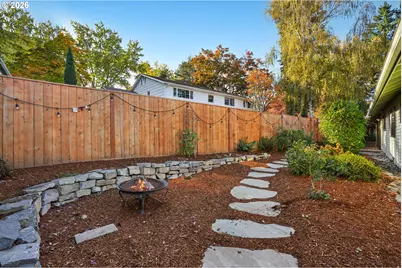 9225 SW Jamieson Rd, Beaverton, OR 97005 - Photo 31
