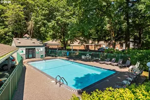 4 Touchstone, Lake Oswego, OR 97035 - Photo 13