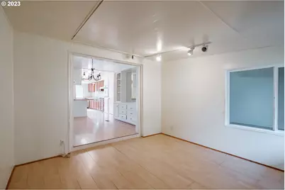 24333 Vaughn Rd, Veneta, OR 97487 - Photo 9