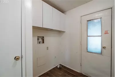 24333 Vaughn Rd, Veneta, OR 97487 - Photo 11