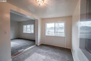 24333 Vaughn Rd, Veneta, OR 97487 - Photo 17