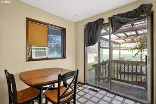 4715 SE 94th Ave, Portland, OR 97266 - Photo 11