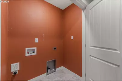 293 E Wayno Way, Newberg, OR 97132 - Photo 29