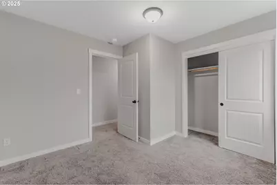 293 E Wayno Way, Newberg, OR 97132 - Photo 25