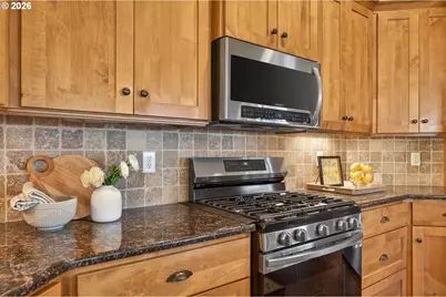 1760 NW Francis Dr, McMinnville, OR 97128 - Photo 19
