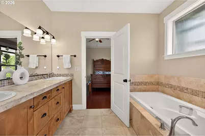 1760 NW Francis Dr, McMinnville, OR 97128 - Photo 27