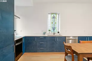 620 NE 61st Pl, Portland, OR 97213 - Photo 7