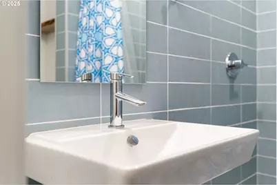 620 NE 61st Pl, Portland, OR 97213 - Photo 19