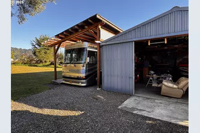 97818 Hanscam Ln, Brookings, OR 97415 - Photo 27