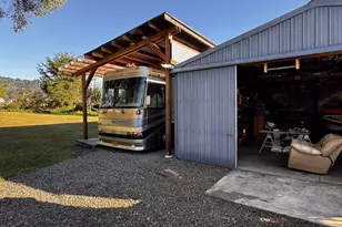 97818 Hanscam Ln, Brookings, OR 97415 - Photo 27