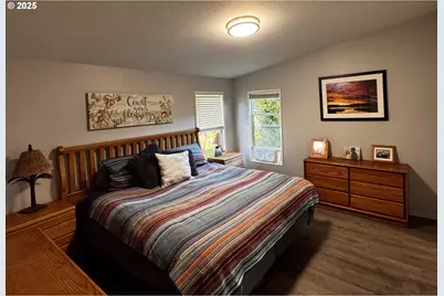 97818 Hanscam Ln, Brookings, OR 97415 - Photo 15