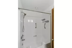 2070 Hayes St, North Bend, OR 97459 - Photo 27