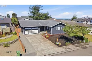 2070 Hayes St, North Bend, OR 97459 - Photo 43