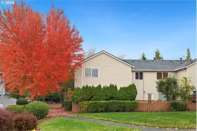 3215 SE Robin Cir, Hillsboro, OR 97123 - Photo 23