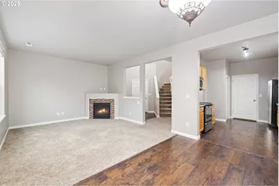 3215 SE Robin Cir, Hillsboro, OR 97123 - Photo 3