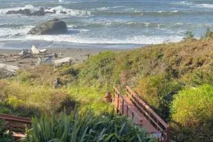 15422 Southwind Ln, Brookings, OR 97415 - Photo 7