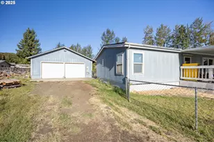 130 Walter Ct, Roseburg, OR 97471 - Photo 39