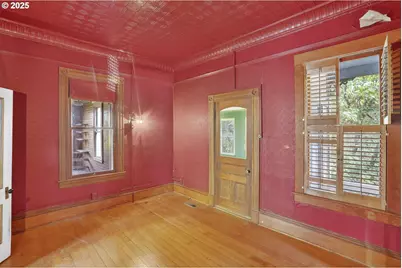 280 S 1st St, Saint Helens, OR 97051 - Photo 9