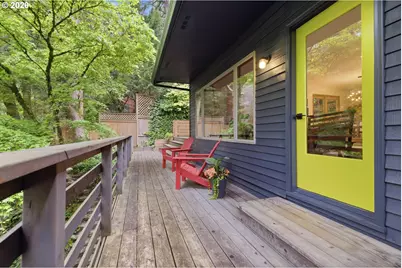 5011 SW Fairhaven Dr, Portland, OR 97221 - Photo 3