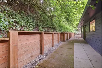 5011 SW Fairhaven Dr, Portland, OR 97221 - Photo 31