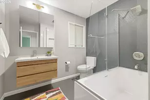 5011 SW Fairhaven Dr, Portland, OR 97221 - Photo 21