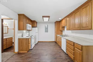 1000 Cowlitz Way, Kelso, WA 98626 - Photo 5