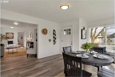 809 SW Ash St, Dallas, OR 97338 - Photo 11