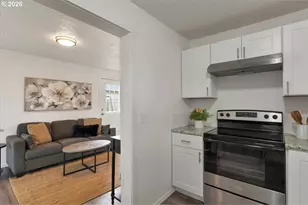 809 SW Ash St, Dallas, OR 97338 - Photo 17