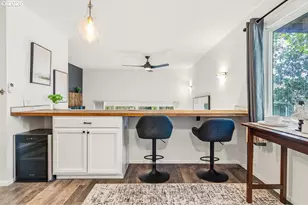 4364 SW Dickinson St, Portland, OR 97219 - Photo 5