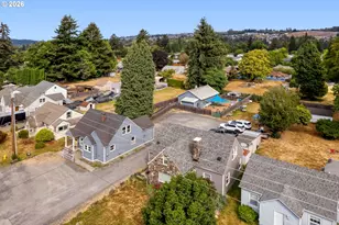 853 E St, Washougal, WA 98671 - Photo 5