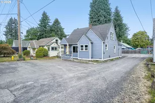 853 E St, Washougal, WA 98671 - Photo 3